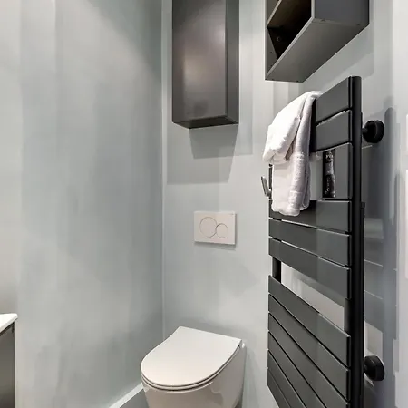 Apartment Latin Quarter & Pantheon With Balcony - Cityapartmentstay